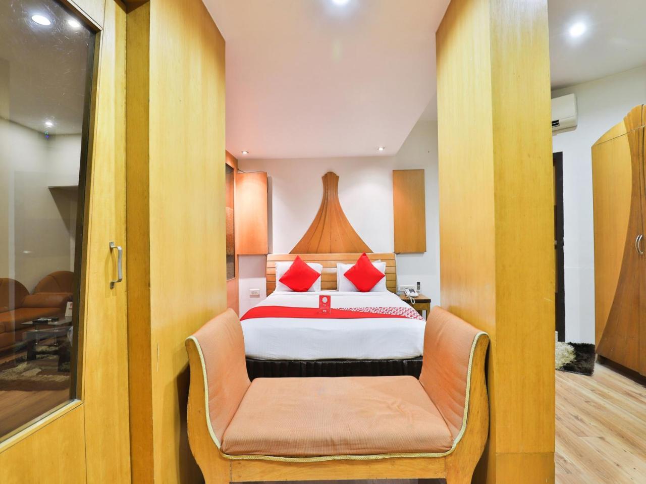 Oyo 1123 Hotel Rock Regency Ahmedabad Luaran gambar