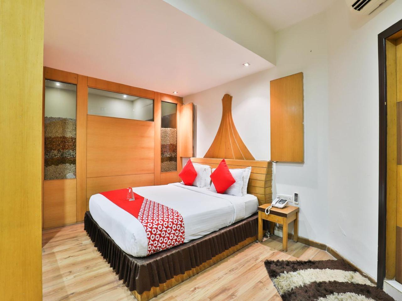 Oyo 1123 Hotel Rock Regency Ahmedabad Luaran gambar
