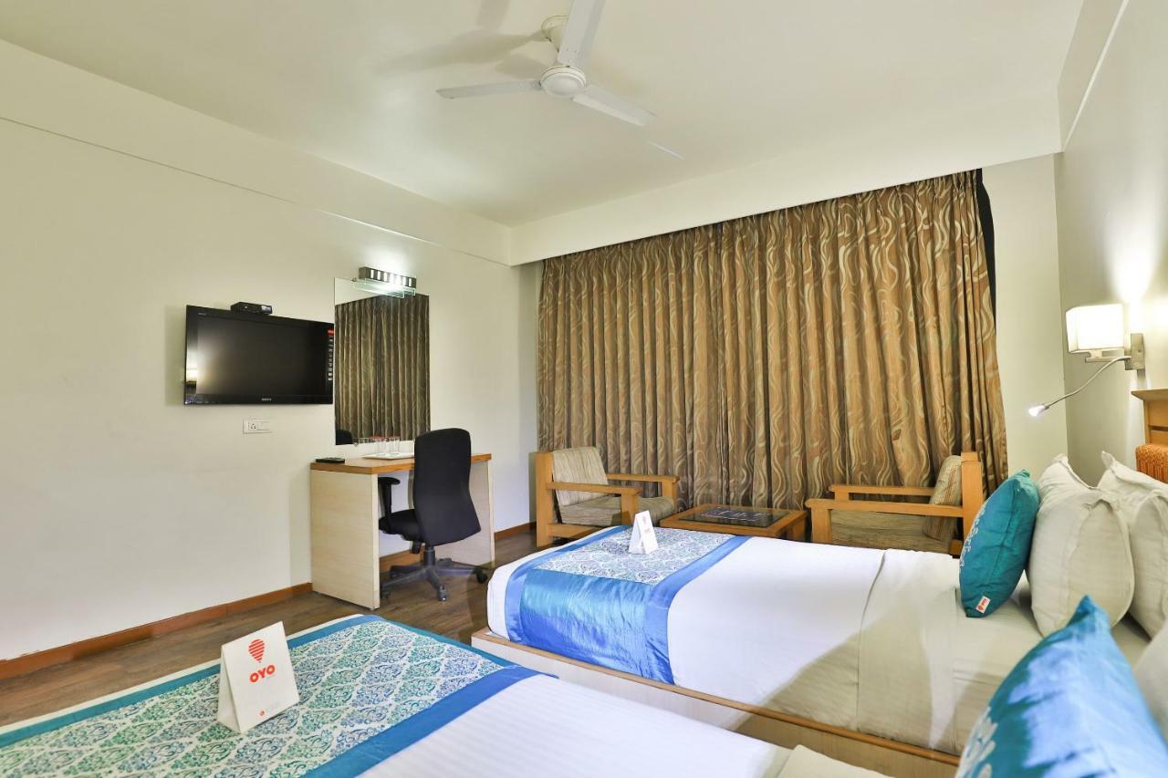 Oyo 1123 Hotel Rock Regency Ahmedabad Luaran gambar